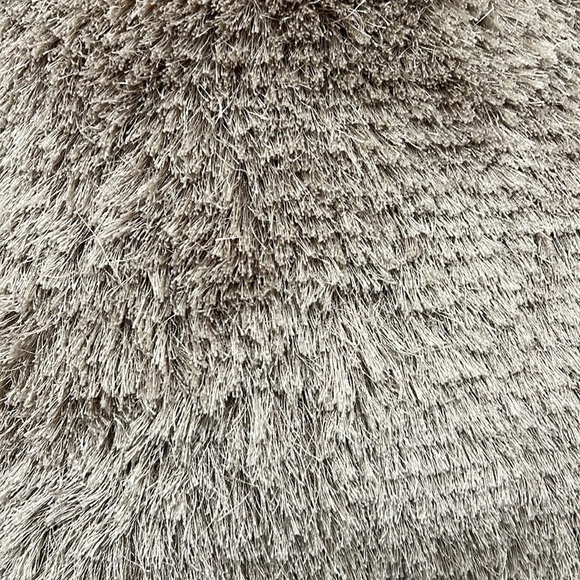 Safavieh chic accent shag pillows - Picture 3 of 9